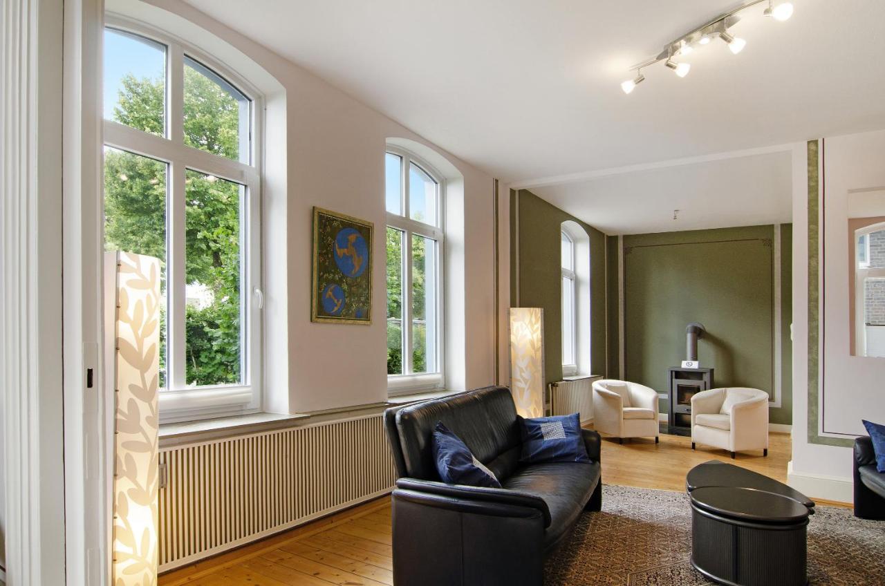Villa Fokken Kapitaensquartier Esens Esterno foto